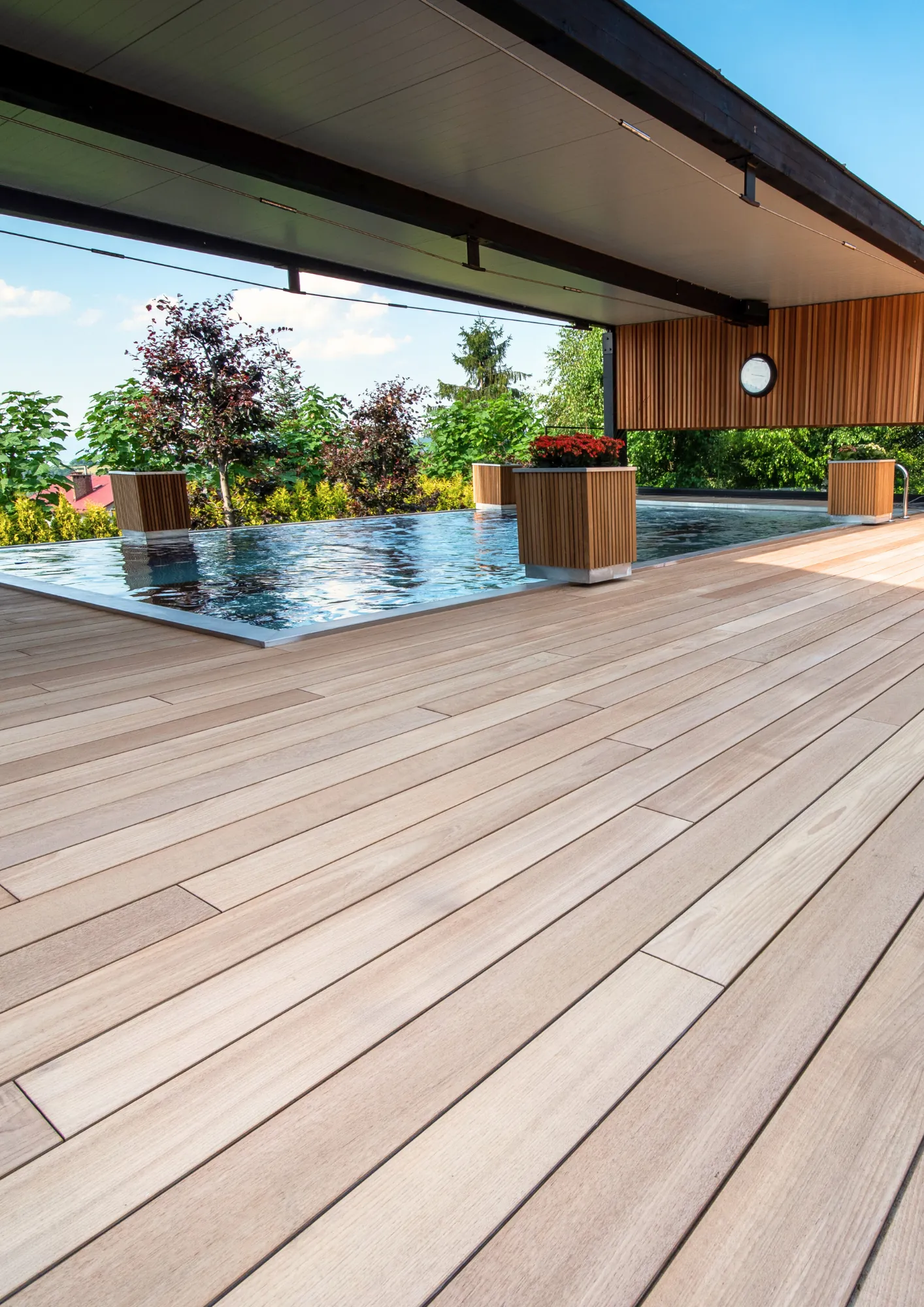 Teak terrace, photo 2