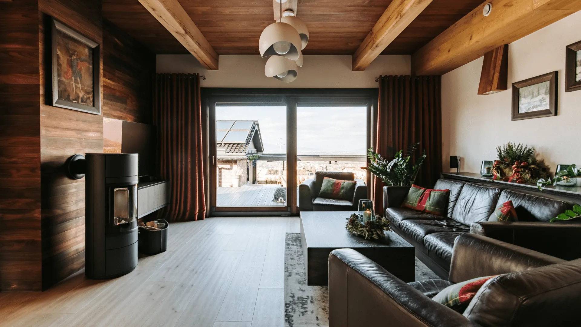 Long, wide oak boards